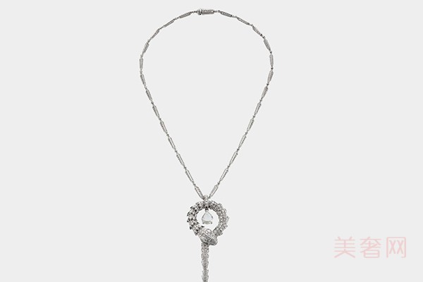 宝格丽SERPENTI SERPENTI系列CL858055钻石项链展示图