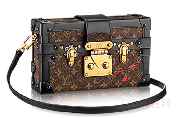 LV monogram 帆布图层斜挎包